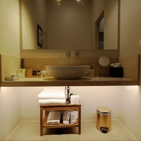Domus 21 Luxury Suites ローマ エクステリア 写真