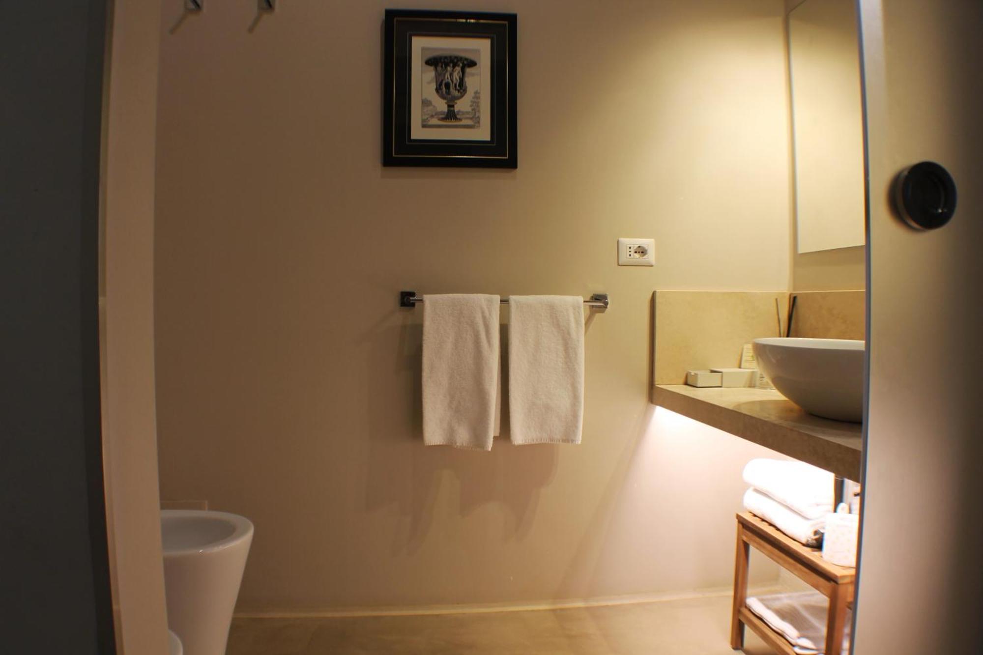 Domus 21 Luxury Suites ローマ エクステリア 写真