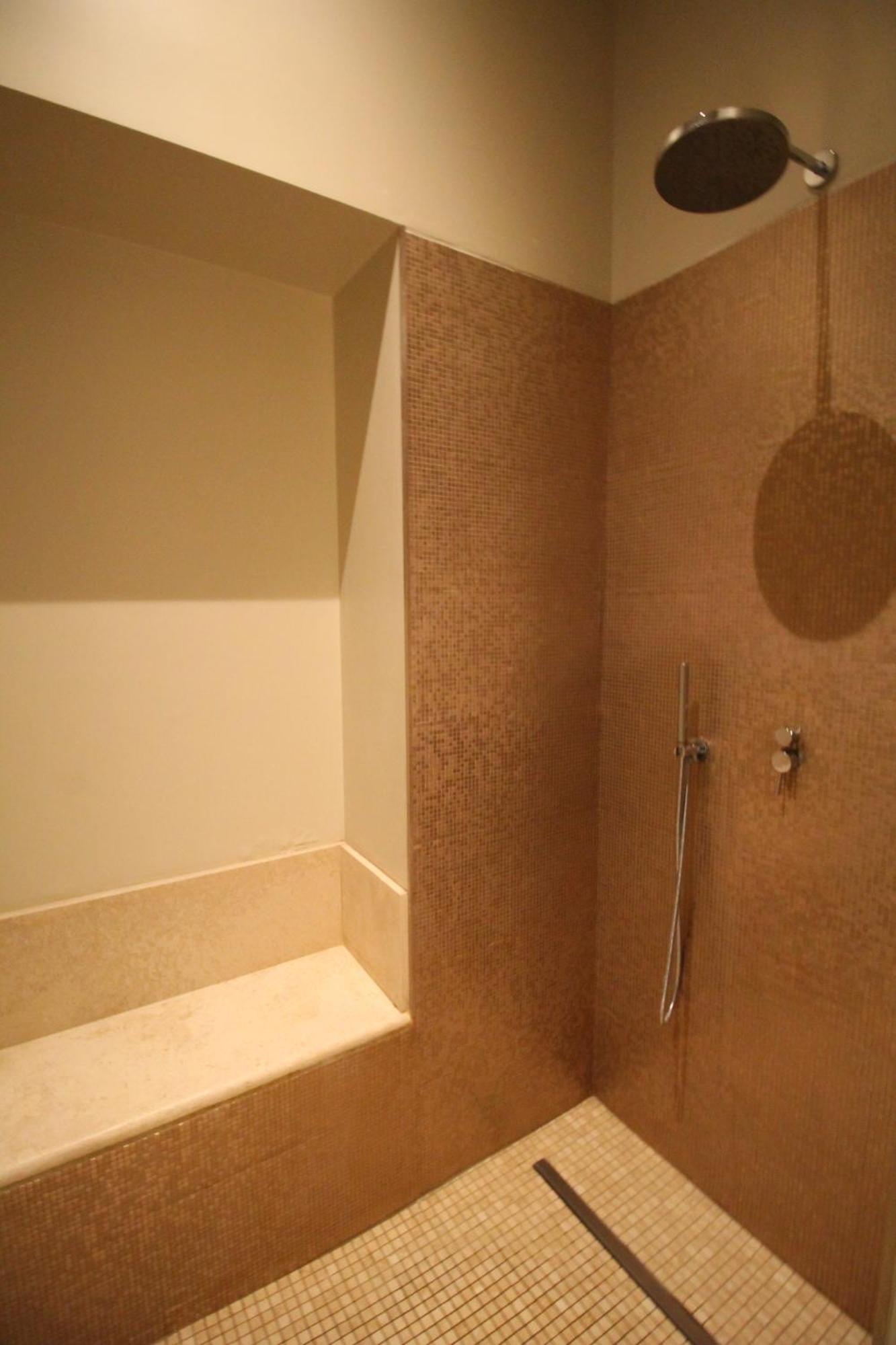 Domus 21 Luxury Suites ローマ エクステリア 写真