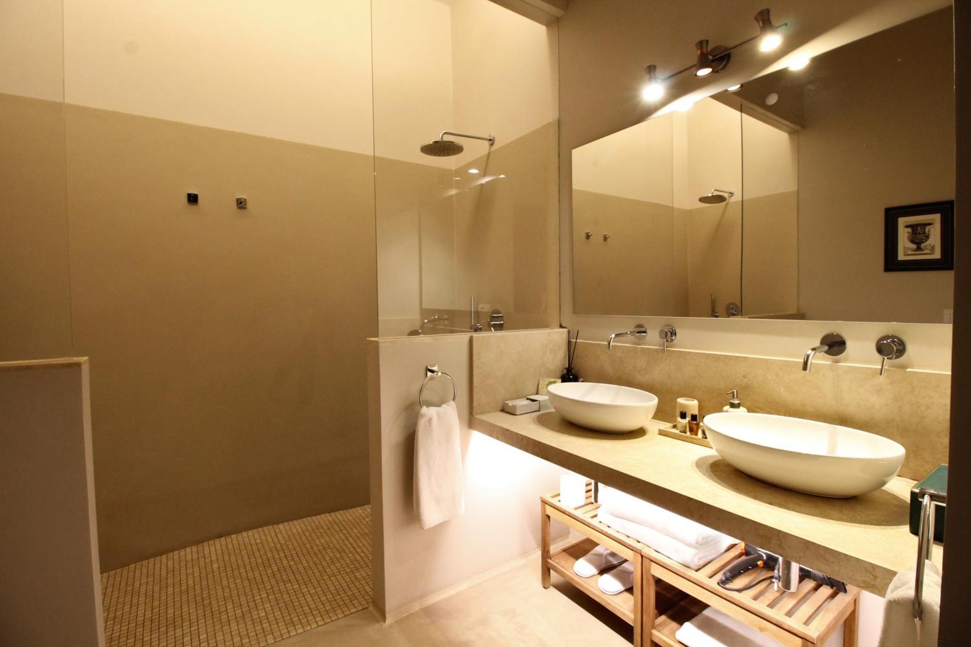 Domus 21 Luxury Suites ローマ エクステリア 写真